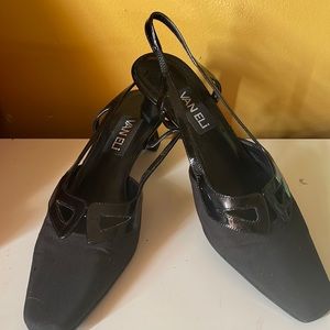 All black vaneli shoes worn twice and they are comfortable